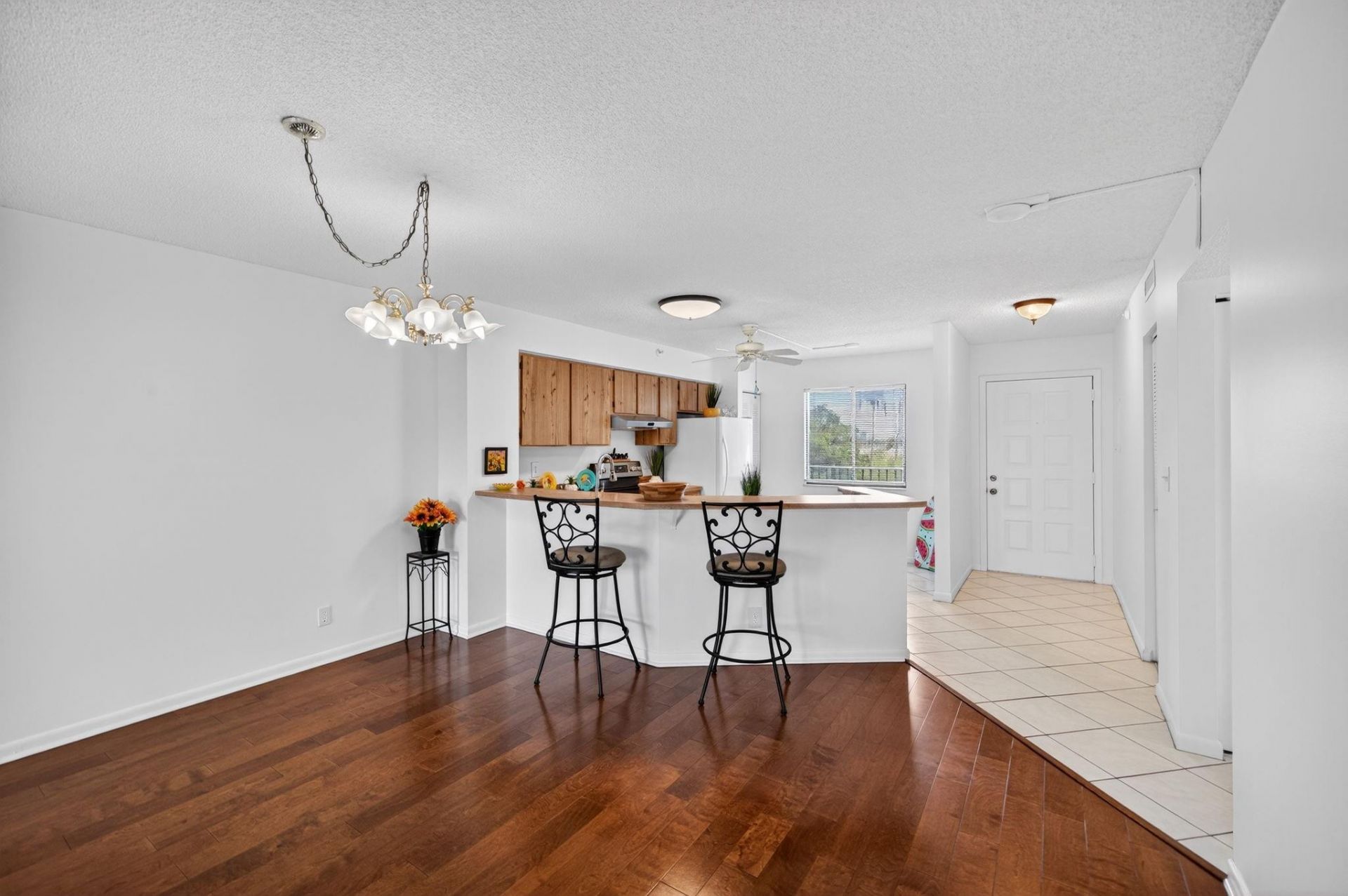 2112 S Cypress Bend Drive, Unit 401, Pompano Beach, FL 33069 Photo