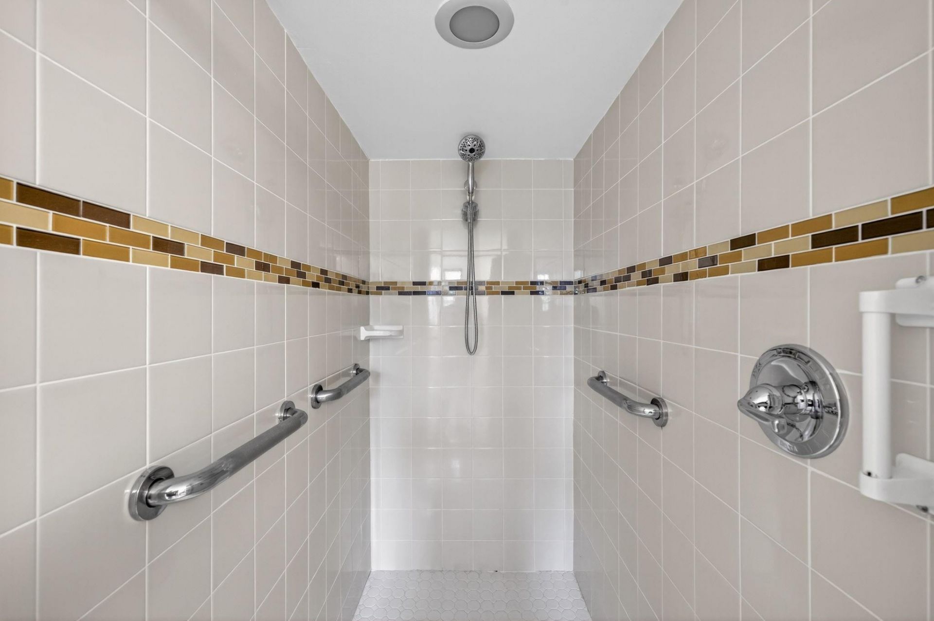 2112 S Cypress Bend Drive, Unit 401, Pompano Beach, FL 33069 Photo