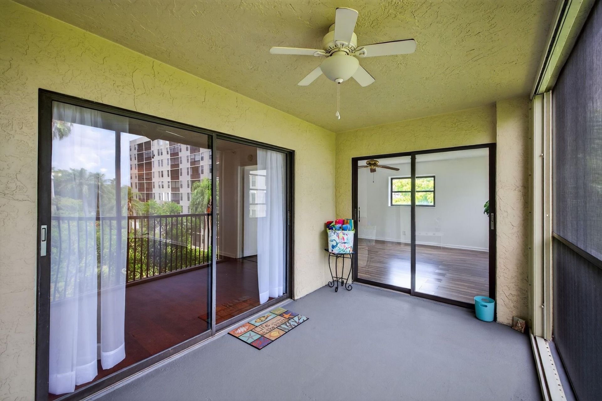 2112 S Cypress Bend Drive, Unit 401, Pompano Beach, FL 33069 Photo