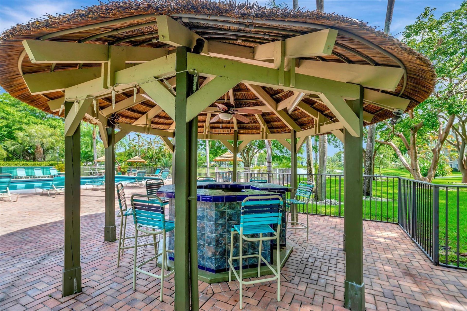 2112 S Cypress Bend Drive, Unit 401, Pompano Beach, FL 33069 Photo