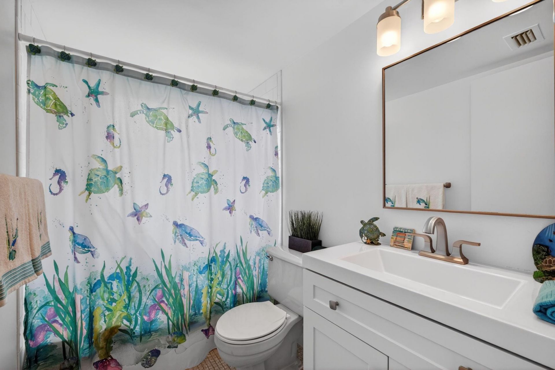 2112 S Cypress Bend Drive, Unit 401, Pompano Beach, FL 33069 Photo