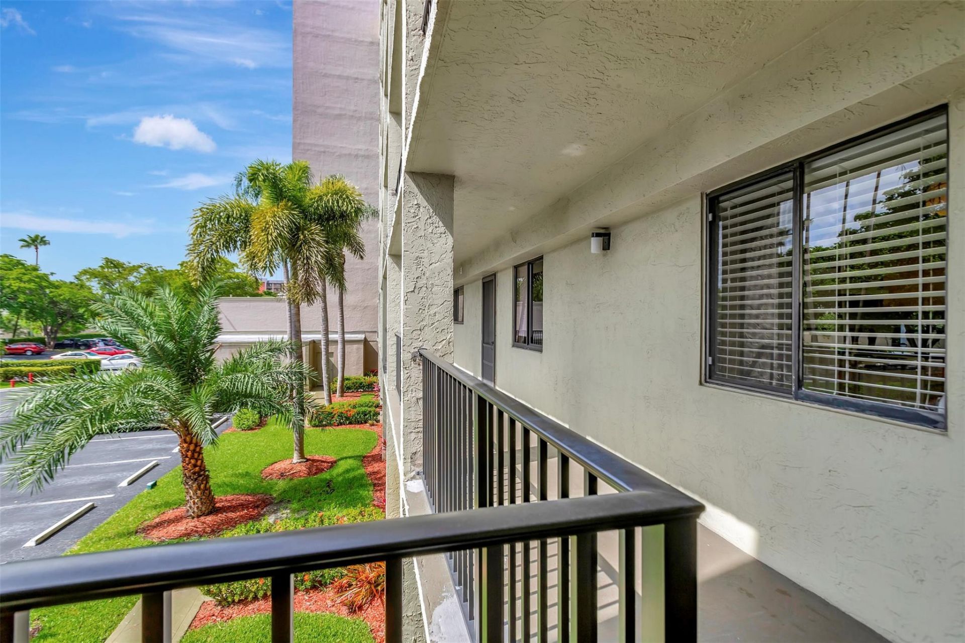 2112 S Cypress Bend Drive, Unit 401, Pompano Beach, FL 33069 Photo