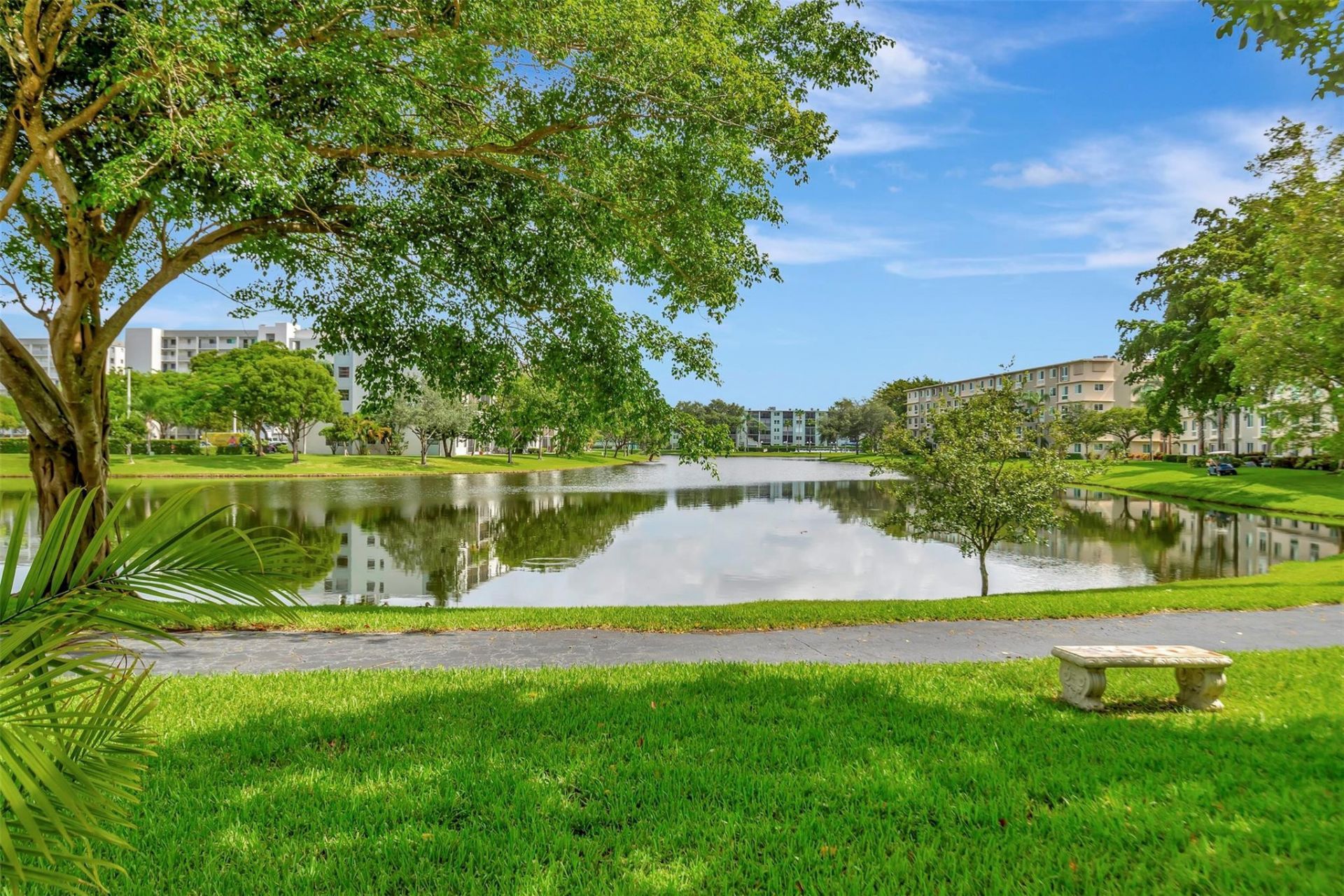 2112 S Cypress Bend Drive, Unit 401, Pompano Beach, FL 33069 Photo