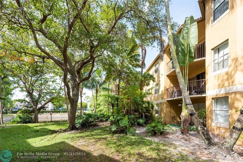 761 N Pine Island Road, Unit 106, Plantation, FL 33324 Photo