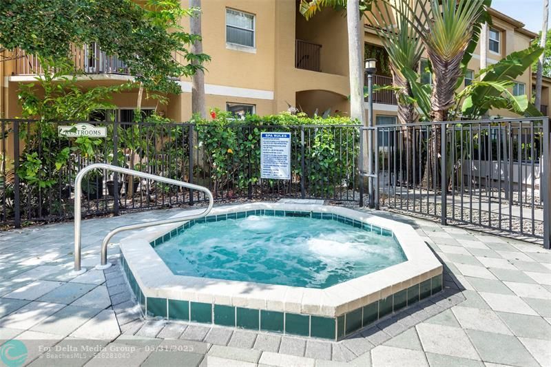 761 N Pine Island Road, Unit 106, Plantation, FL 33324 Photo