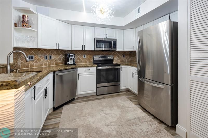 761 N Pine Island Road, Unit 106, Plantation, FL 33324 Photo