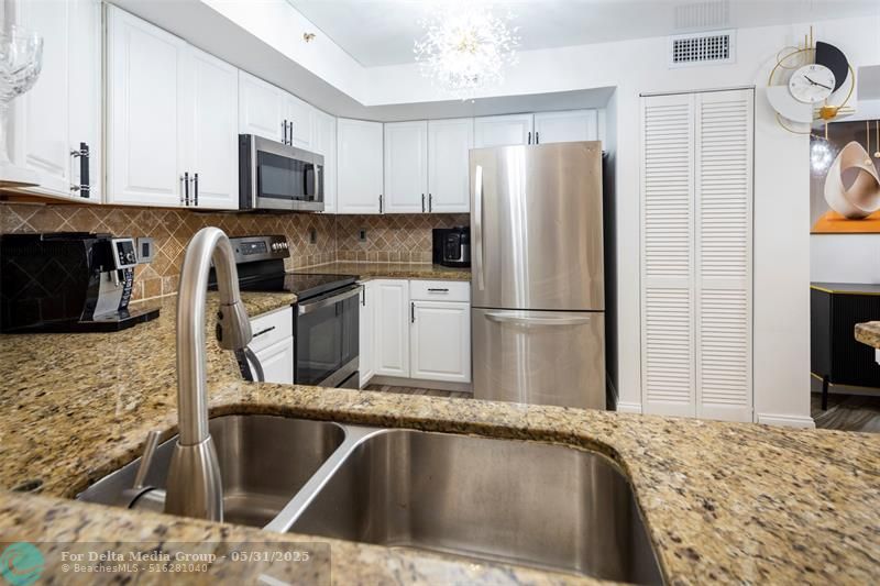 761 N Pine Island Road, Unit 106, Plantation, FL 33324 Photo