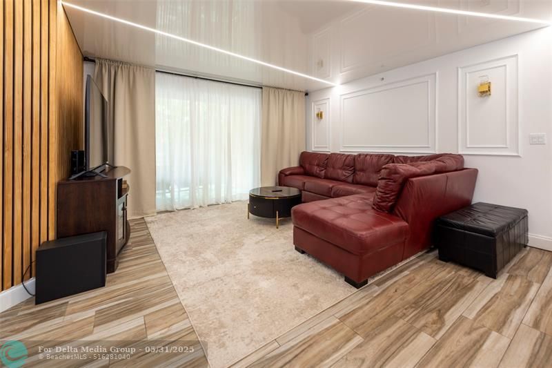 761 N Pine Island Road, Unit 106, Plantation, FL 33324 Photo