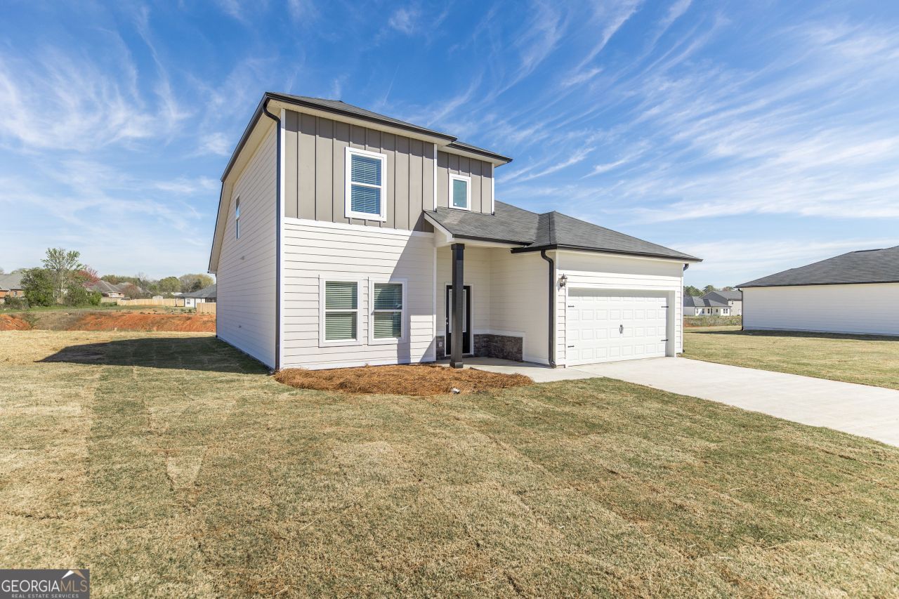 107 Monroe Court, Byron, GA 31008 Main Photo