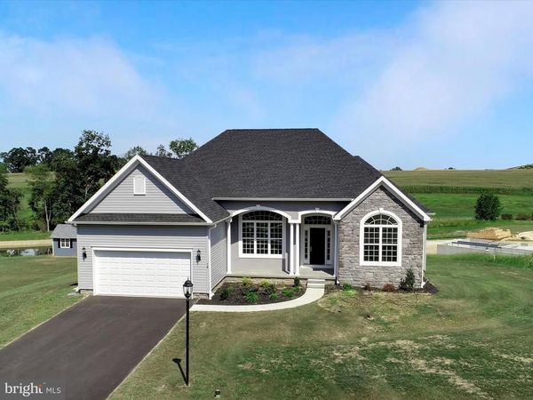 123 QUARTZ RIDGE ROAD, Unit 28, HANOVER, PA 17331