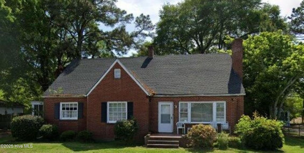 6754 E Main Street, Saratoga, NC 27873 Main Photo