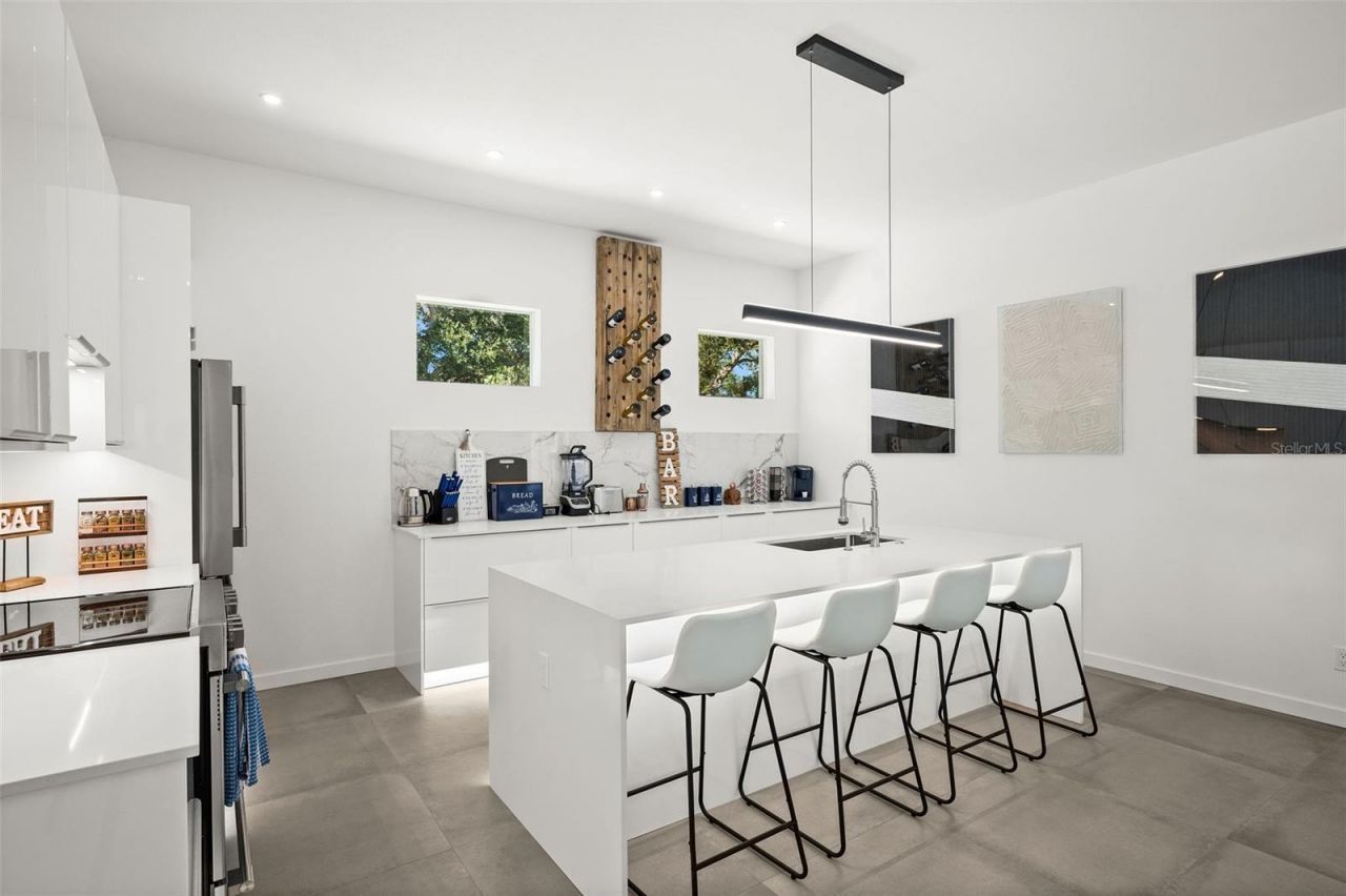 2365 Waldemere Street, Sarasota, FL 34239 Photo