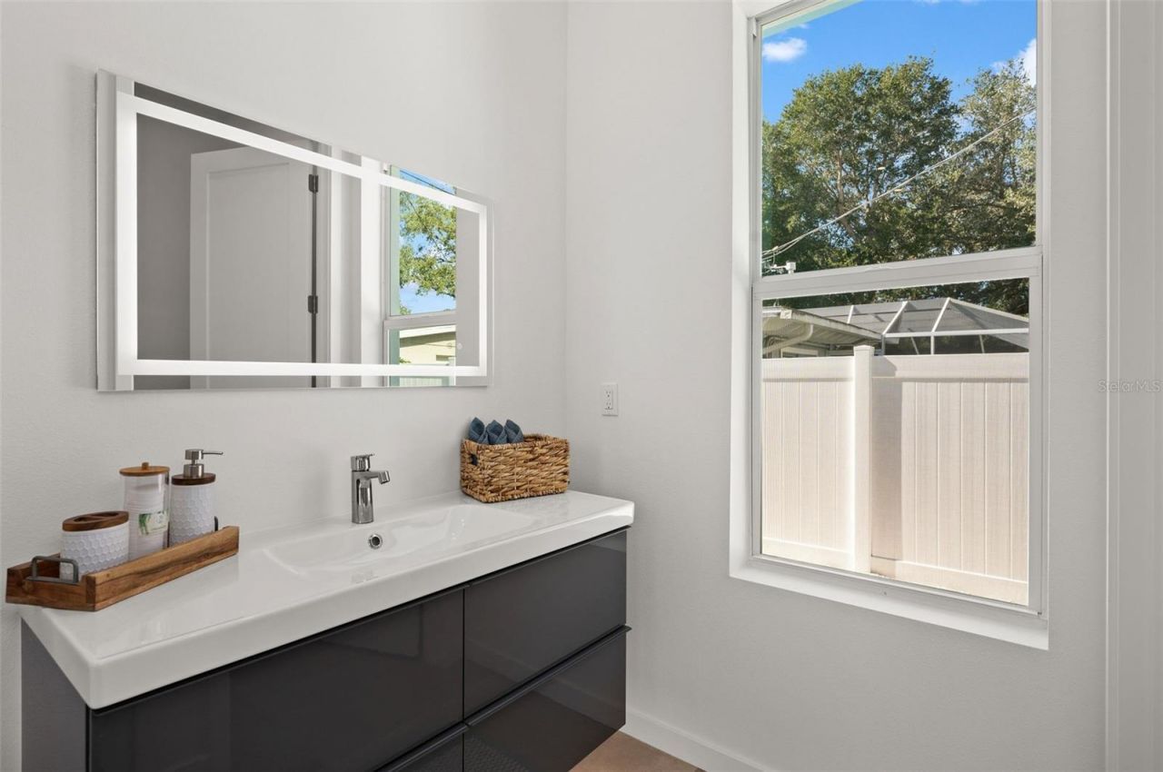 2365 Waldemere Street, Sarasota, FL 34239 Photo