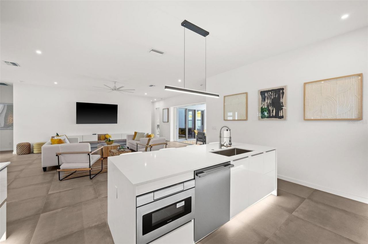 2375 Waldemere Street, Sarasota, FL 34239 Photo