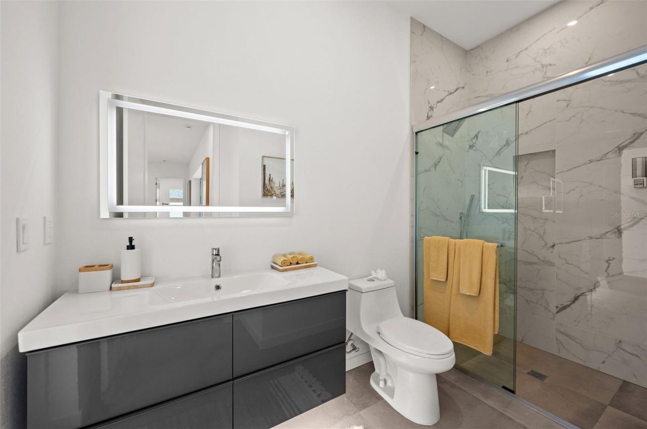 2375 Waldemere Street, Sarasota, FL 34239 Photo