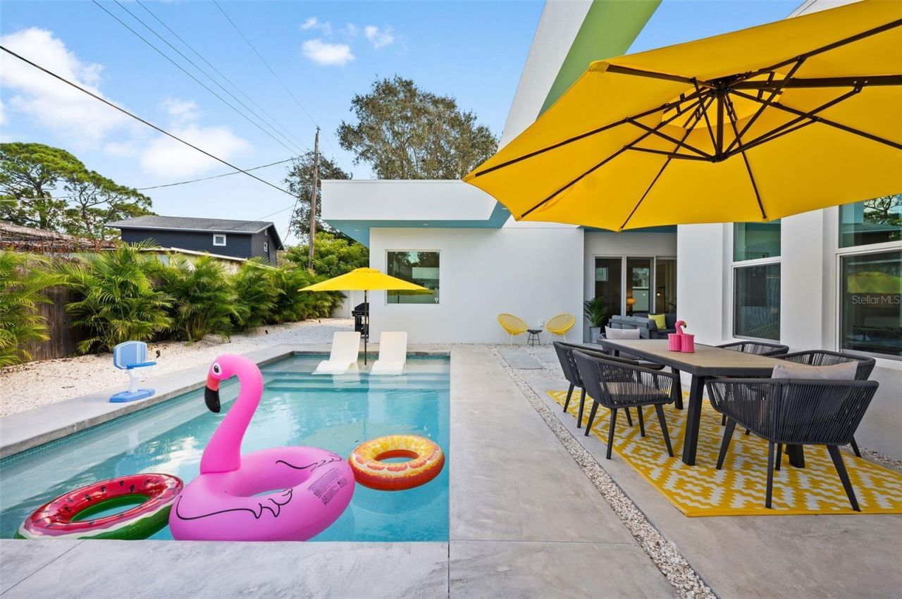 2375 Waldemere Street, Sarasota, FL 34239 Photo