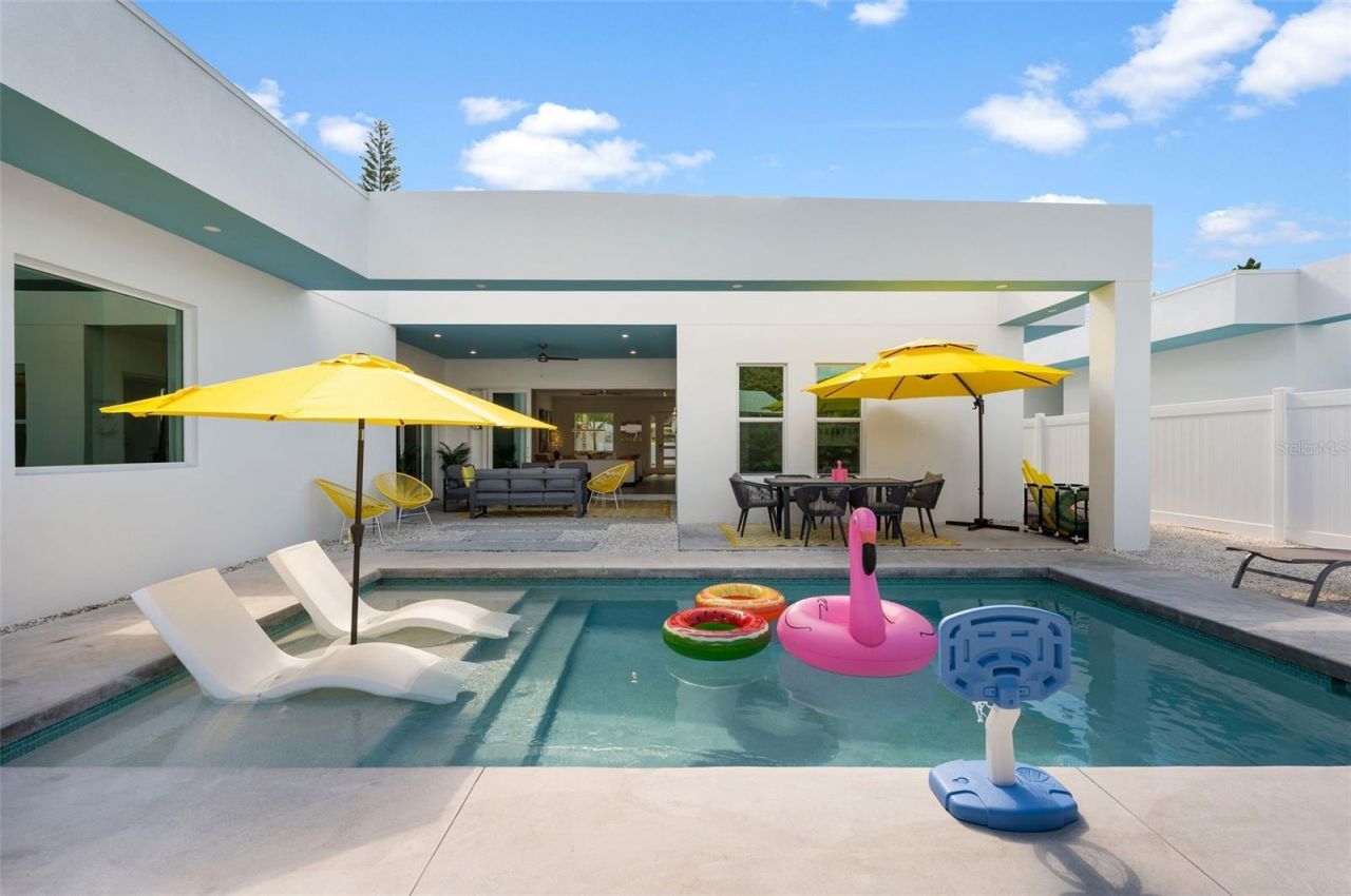 2375 Waldemere Street, Sarasota, FL 34239 Photo