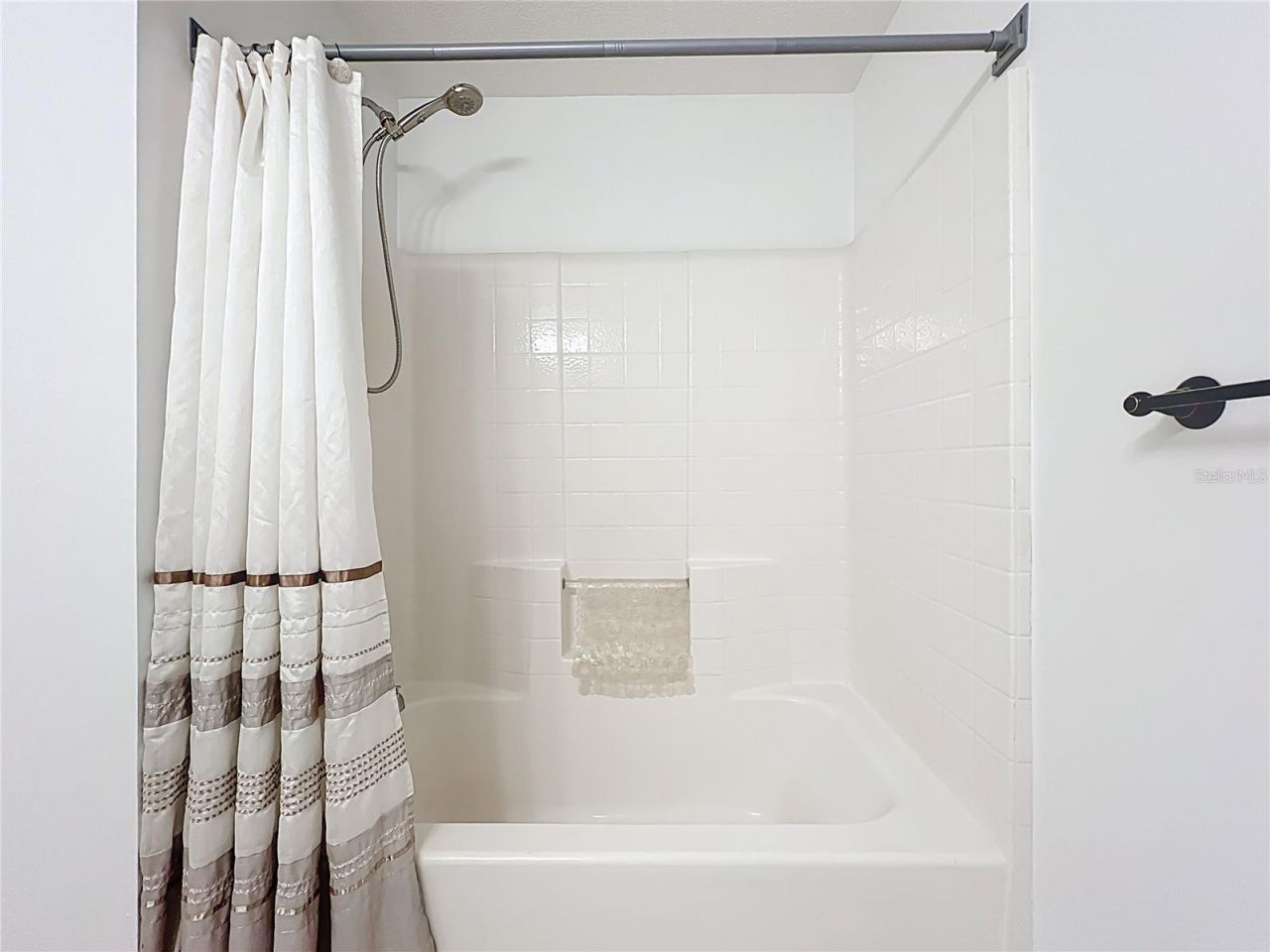 5459 Bentgrass Drive, Unit 2-116, Sarasota, FL 34235 Photo
