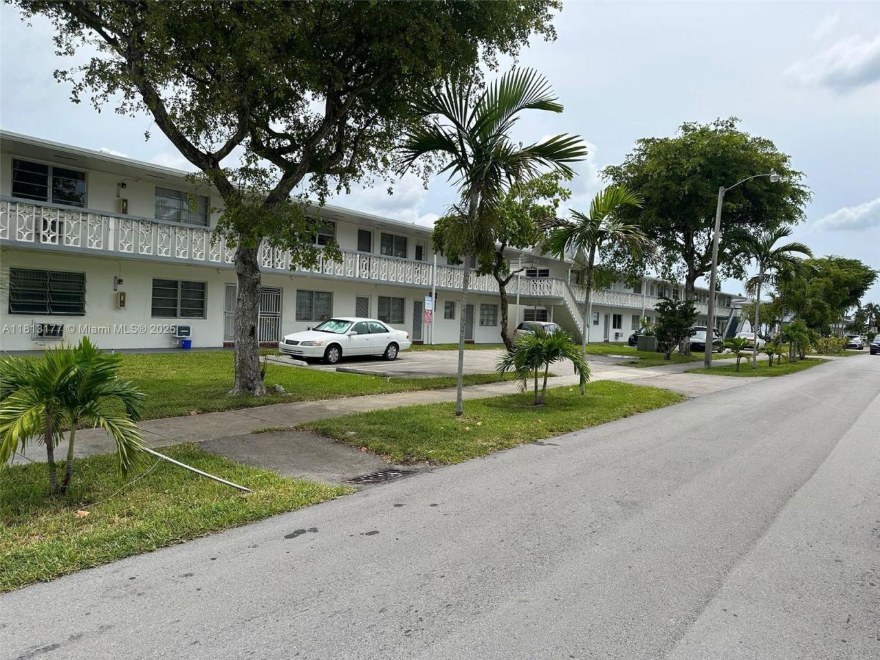 100 NW 204th St, Unit 3, Miami Gardens, FL 33169 Photo
