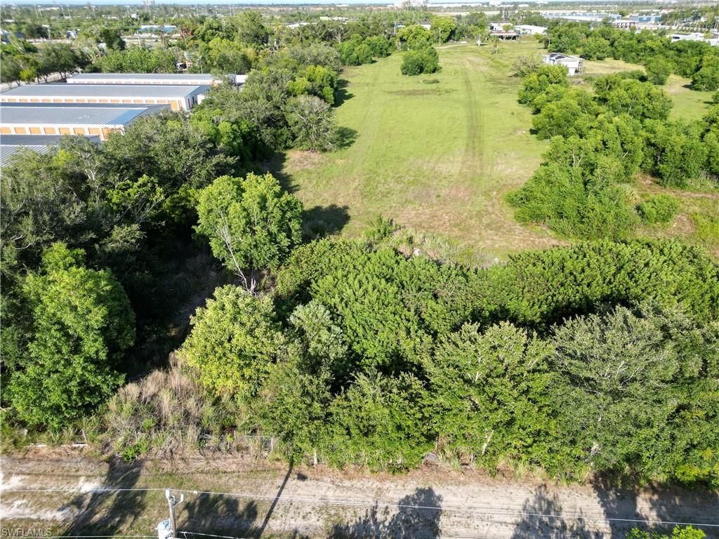 16091 Siesta Dr, Fort Myers, FL 33908 Photo