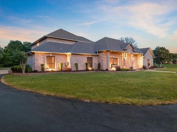 5168 Farm Road 196 N, Paris, TX 75462