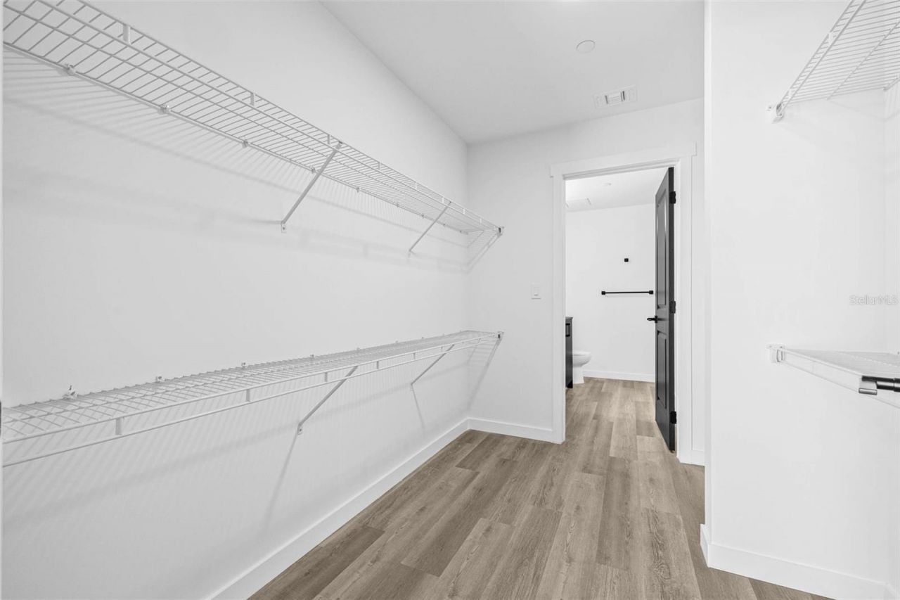 221 Main Street N, Unit 1205, Saint Petersburg, FL 33716 Photo