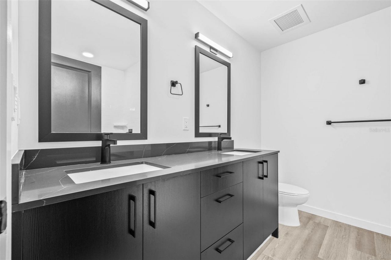 221 Main Street N, Unit 1205, Saint Petersburg, FL 33716 Photo