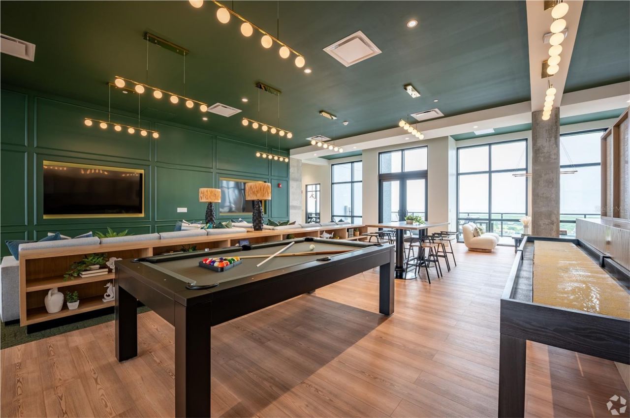 221 Main Street N, Unit 1204, Saint Petersburg, FL 33716 Photo