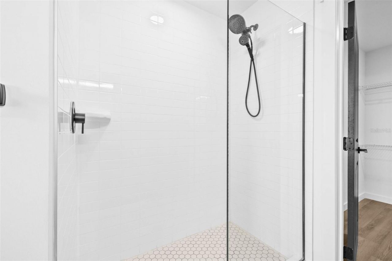 221 Main Street N, Unit 808, Saint Petersburg, FL 33716 Photo