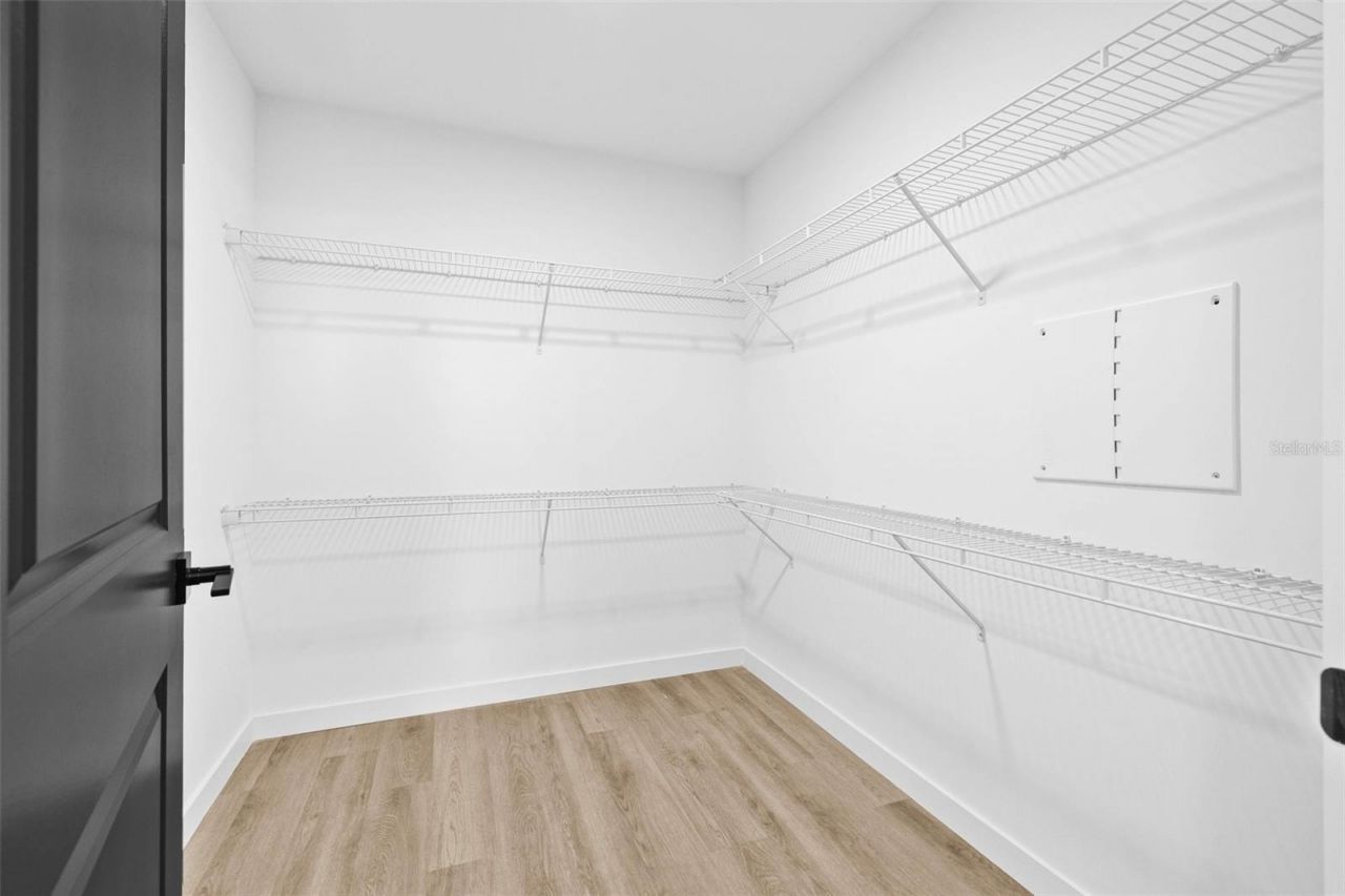 221 Main Street N, Unit 808, Saint Petersburg, FL 33716 Photo