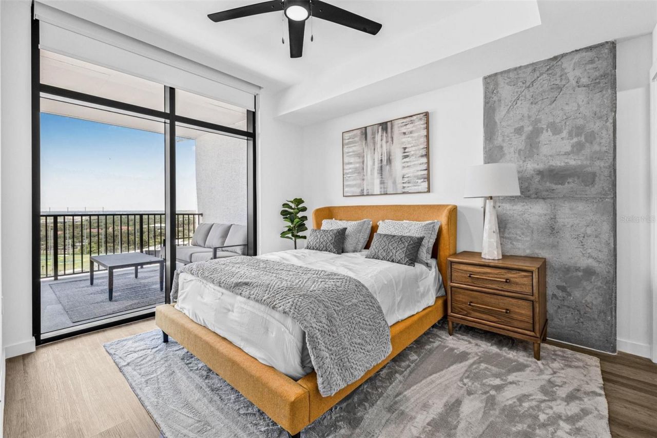 221 Main Street N, Unit 808, Saint Petersburg, FL 33716 Photo