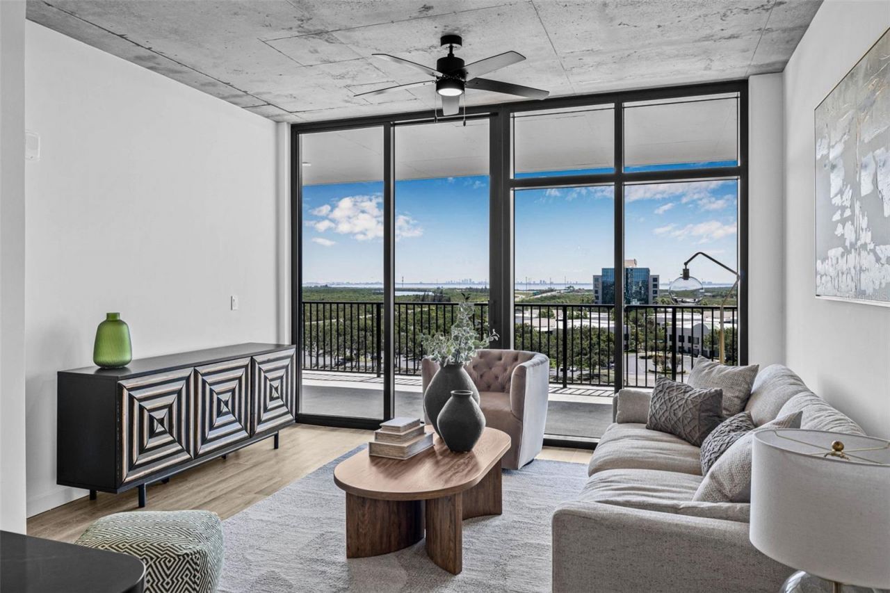 221 Main Street N, Unit 1217, Saint Petersburg, FL 33716 Photo