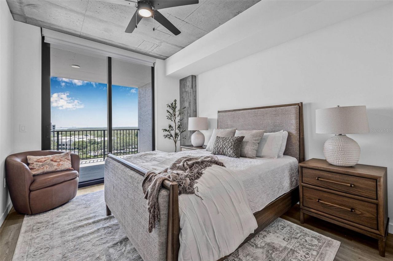 221 Main Street N, Unit 1217, Saint Petersburg, FL 33716 Photo