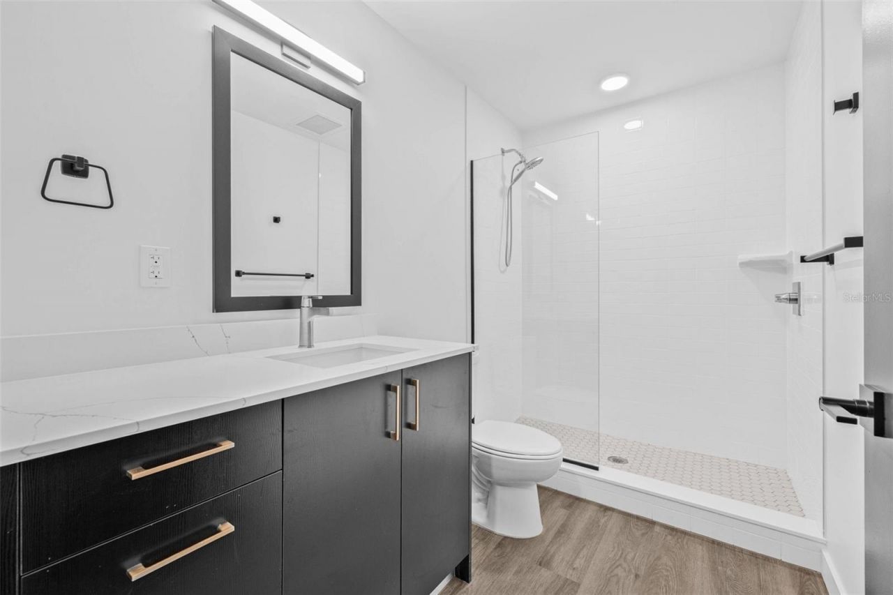 221 Main Street N, Unit 1109, Saint Petersburg, FL 33716 Photo