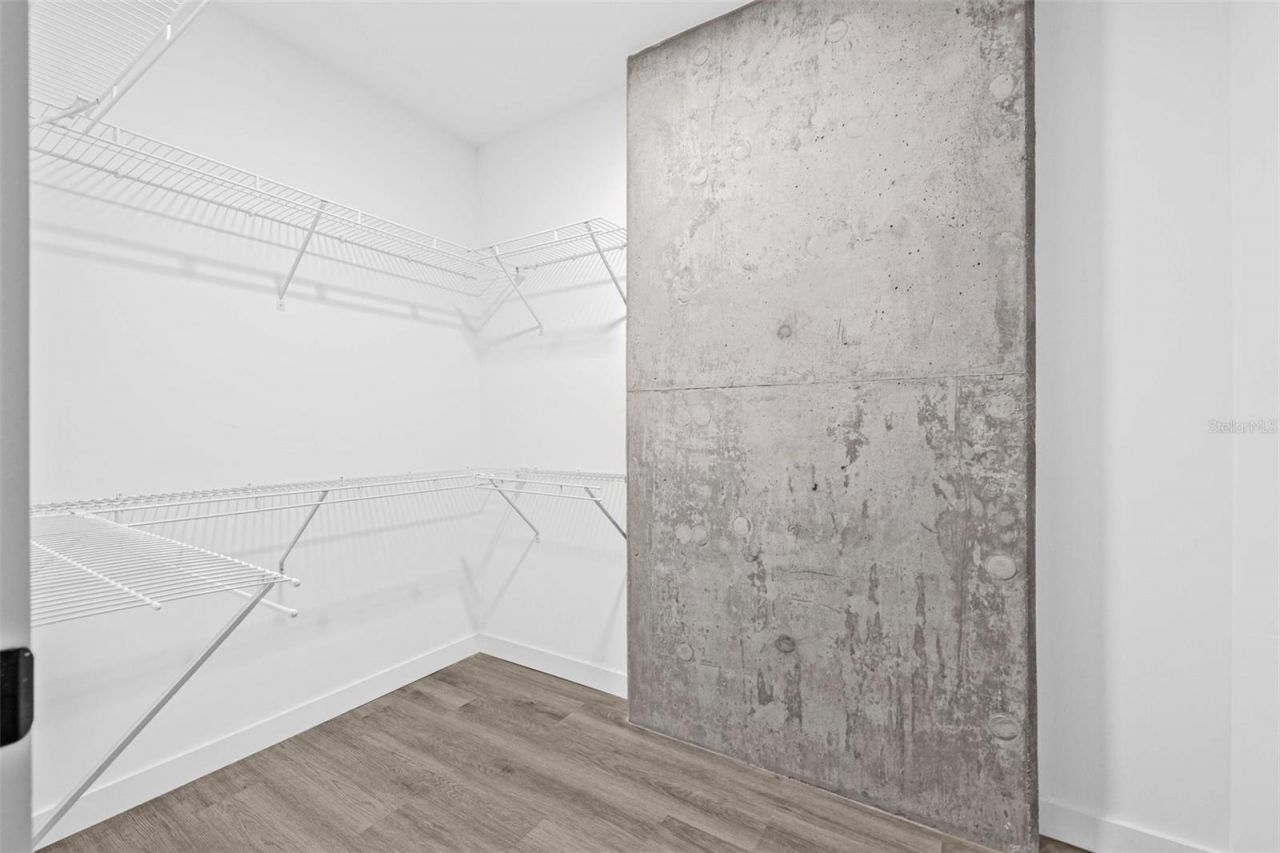 221 Main Street N, Unit 1109, Saint Petersburg, FL 33716 Photo