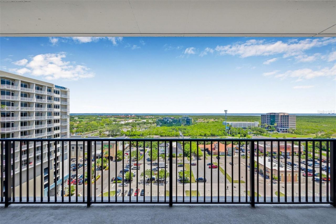 221 Main Street N, Unit 1109, Saint Petersburg, FL 33716 Photo