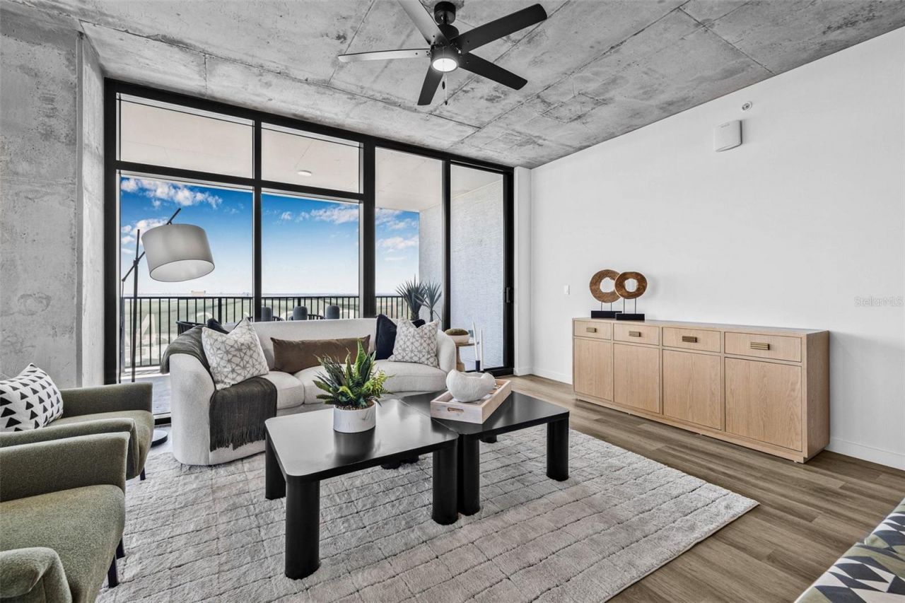 221 Main Street N, Unit 1518, Saint Petersburg, FL 33716 Photo