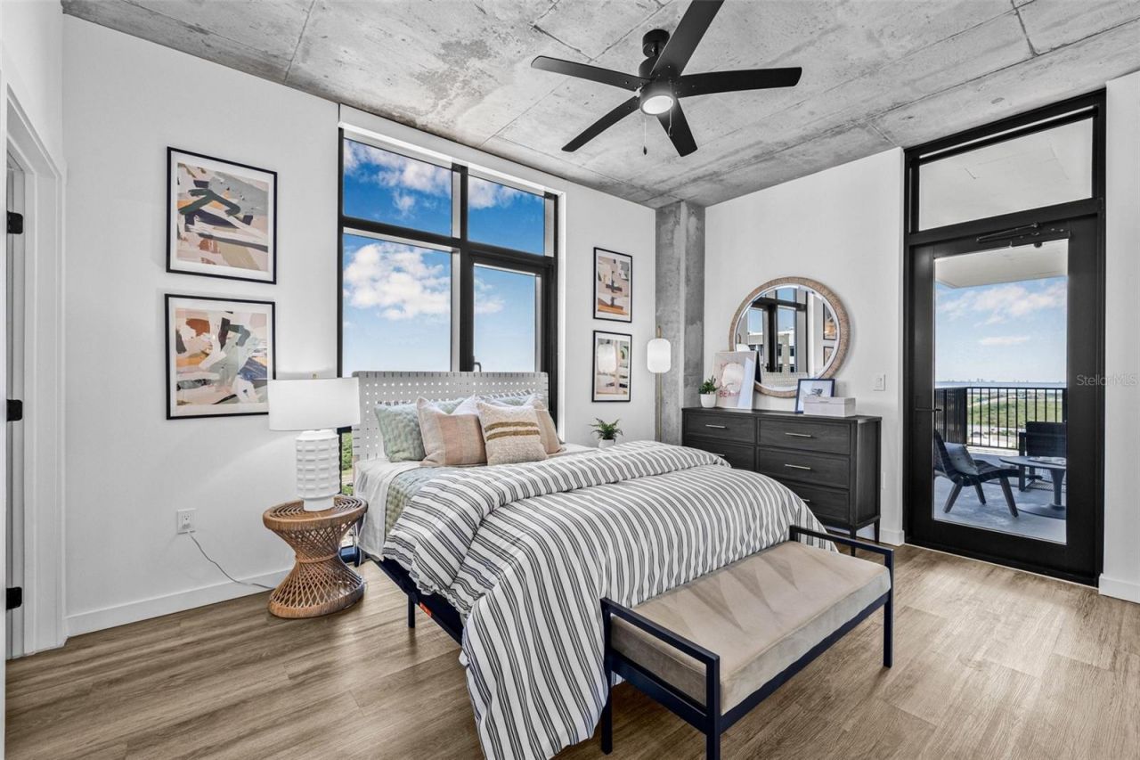 221 Main Street N, Unit 1518, Saint Petersburg, FL 33716 Photo