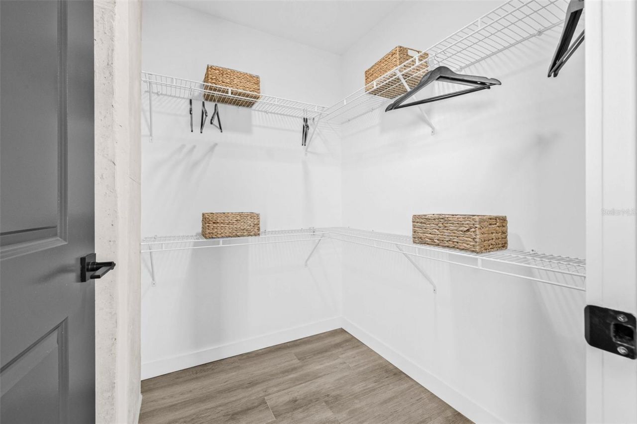 221 Main Street N, Unit 1518, Saint Petersburg, FL 33716 Photo