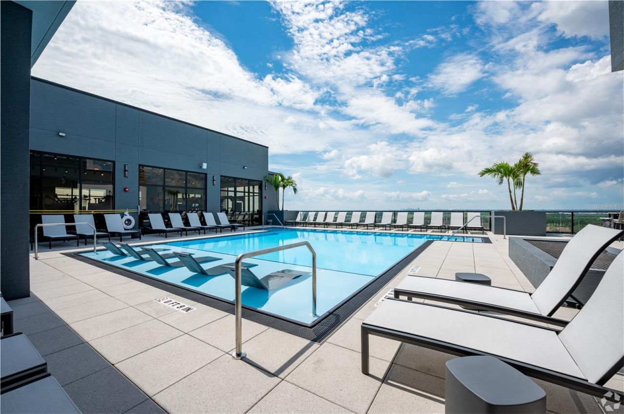 221 Main Street N, Unit 1518, Saint Petersburg, FL 33716 Photo