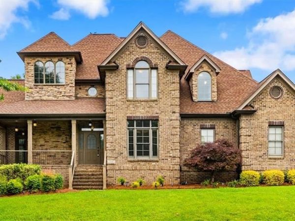 7547 Barbera Drive, Kernersville, NC 27284