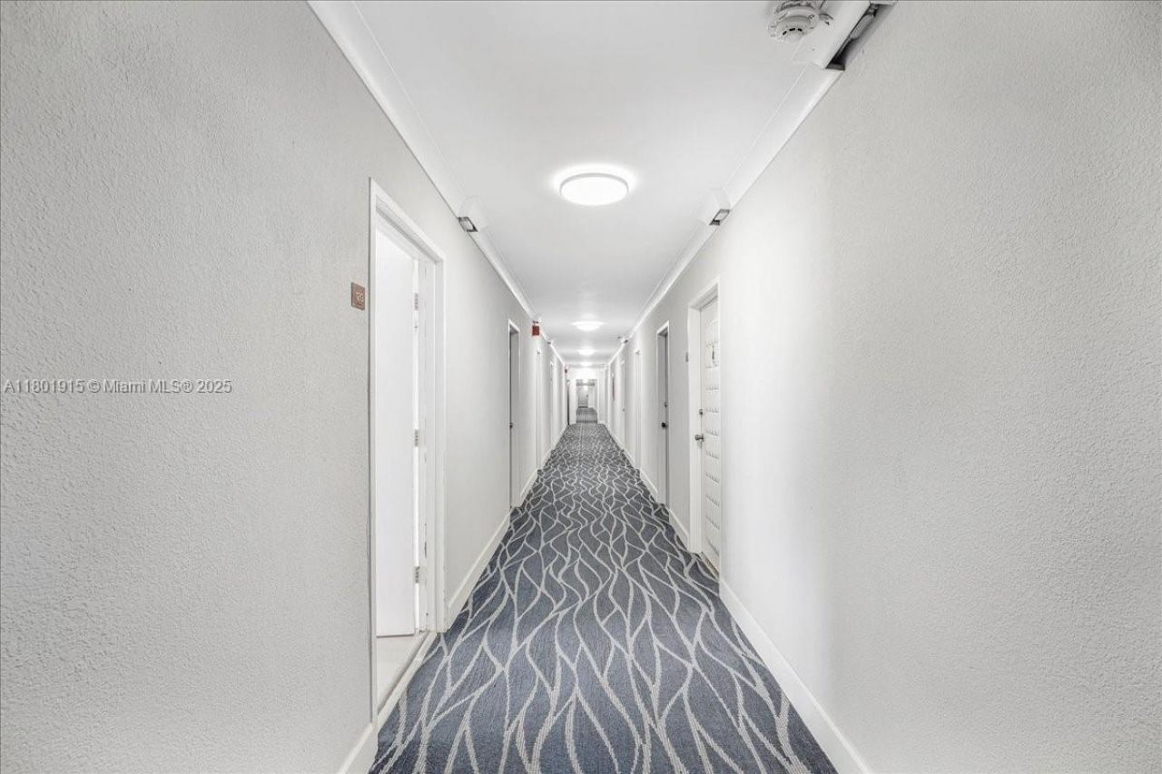 1865 79th St, Unit 12G, North Bay Village, FL 33141 Photo