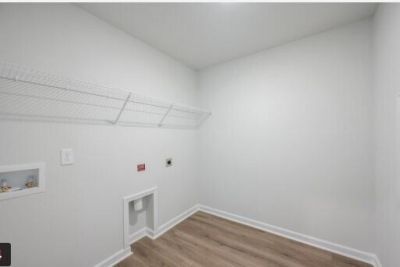 725 Meadowbrook Lane Photo 14