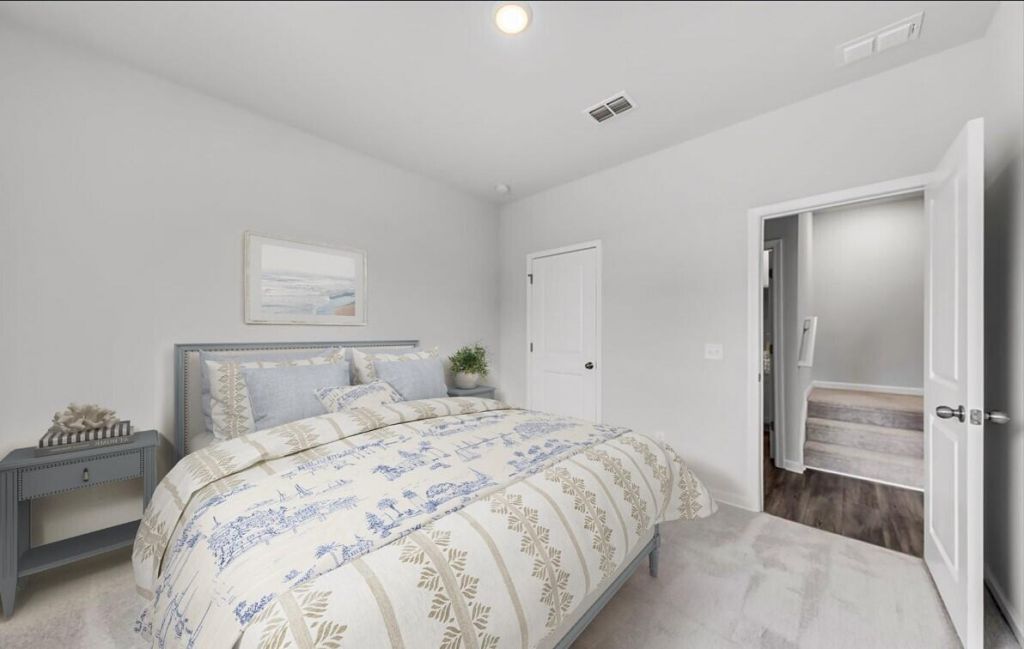 725 Meadowbrook Lane Photo 15