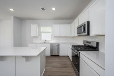 725 Meadowbrook Lane Photo 8