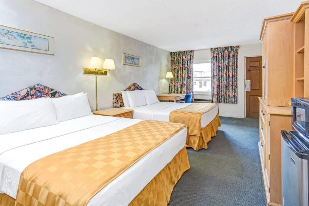 4651 W Irlo Bronson Memorial Highway, Kissimmee, FL 34746 Photo