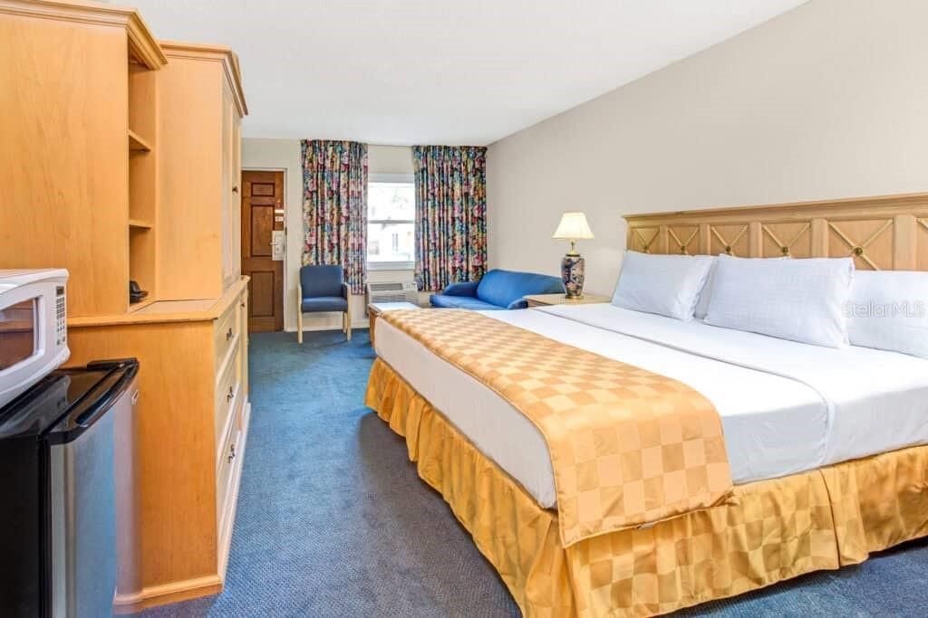 4651 W Irlo Bronson Memorial Highway, Kissimmee, FL 34746 Photo