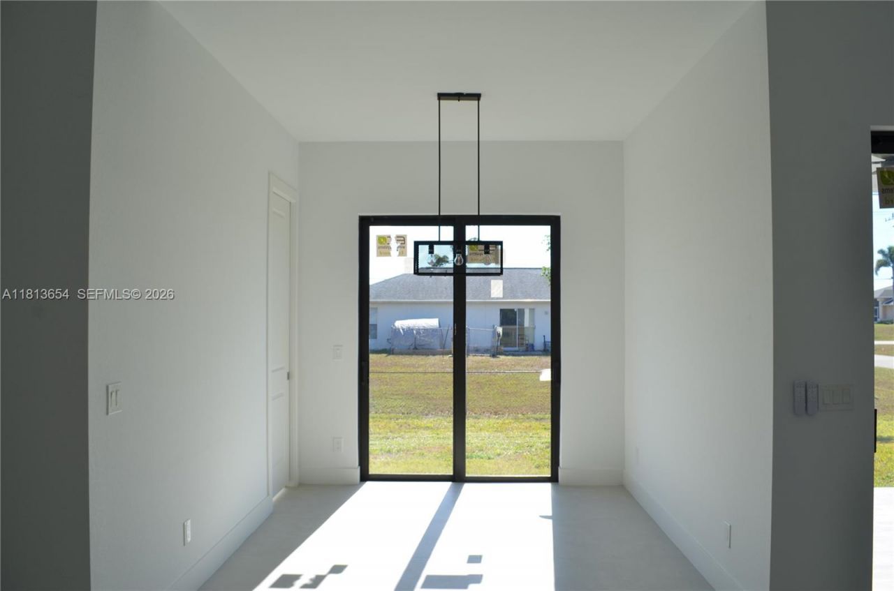 1728 Kismet Pkwy W, Cape Coral, FL 33993 Photo