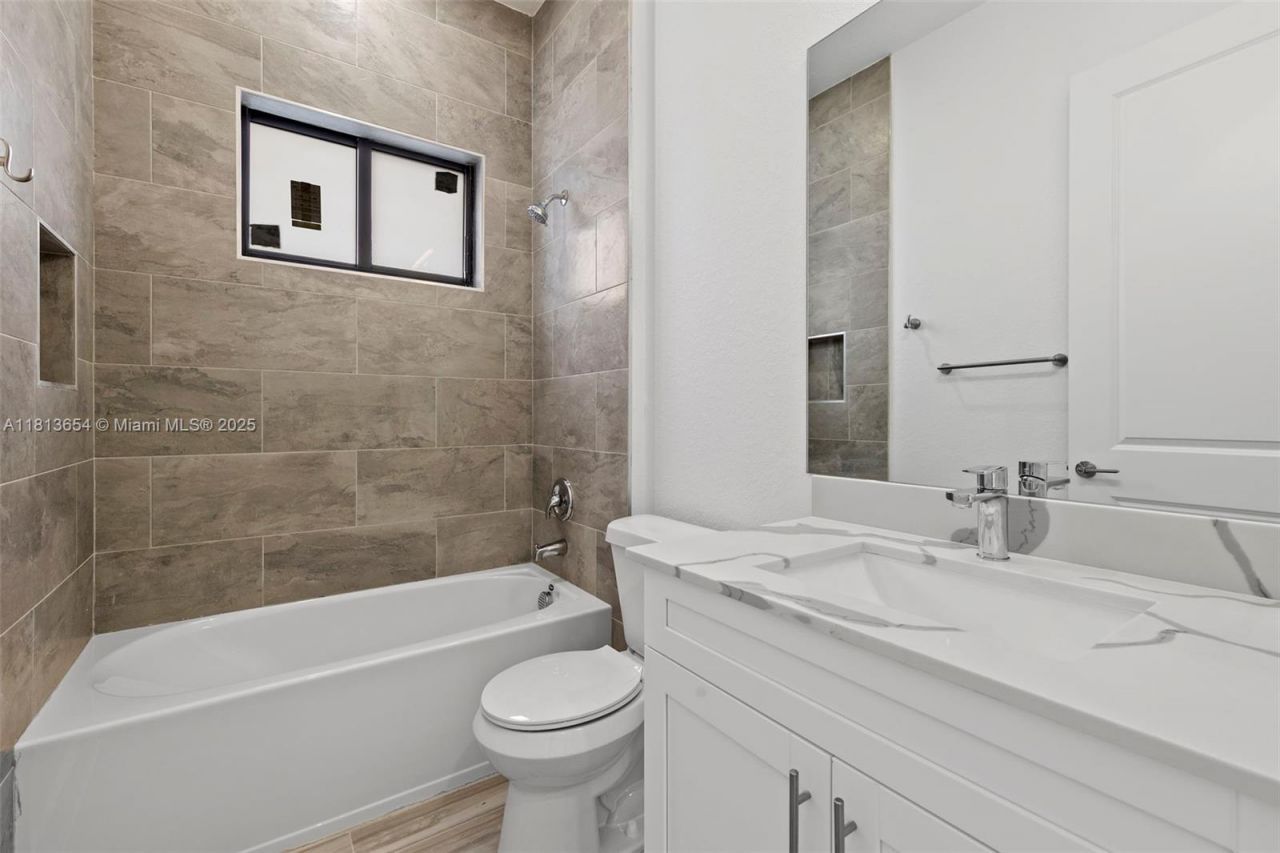 1728 Kismet Pkwy W, Cape Coral, FL 33993 Photo