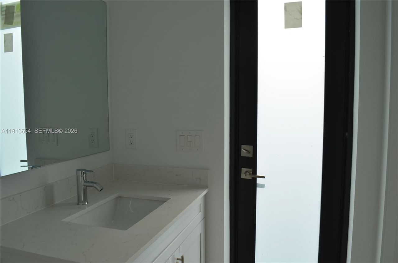 1728 Kismet Pkwy W, Cape Coral, FL 33993 Photo